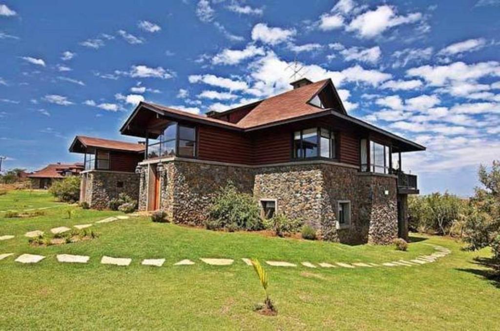 Great rift valley lodge golf resort