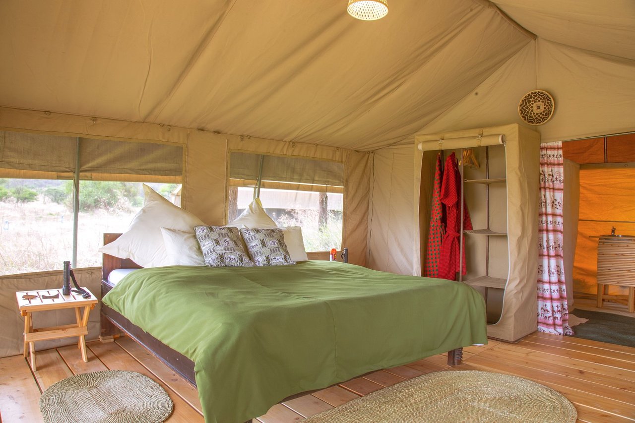 Serengeti kuhama camp