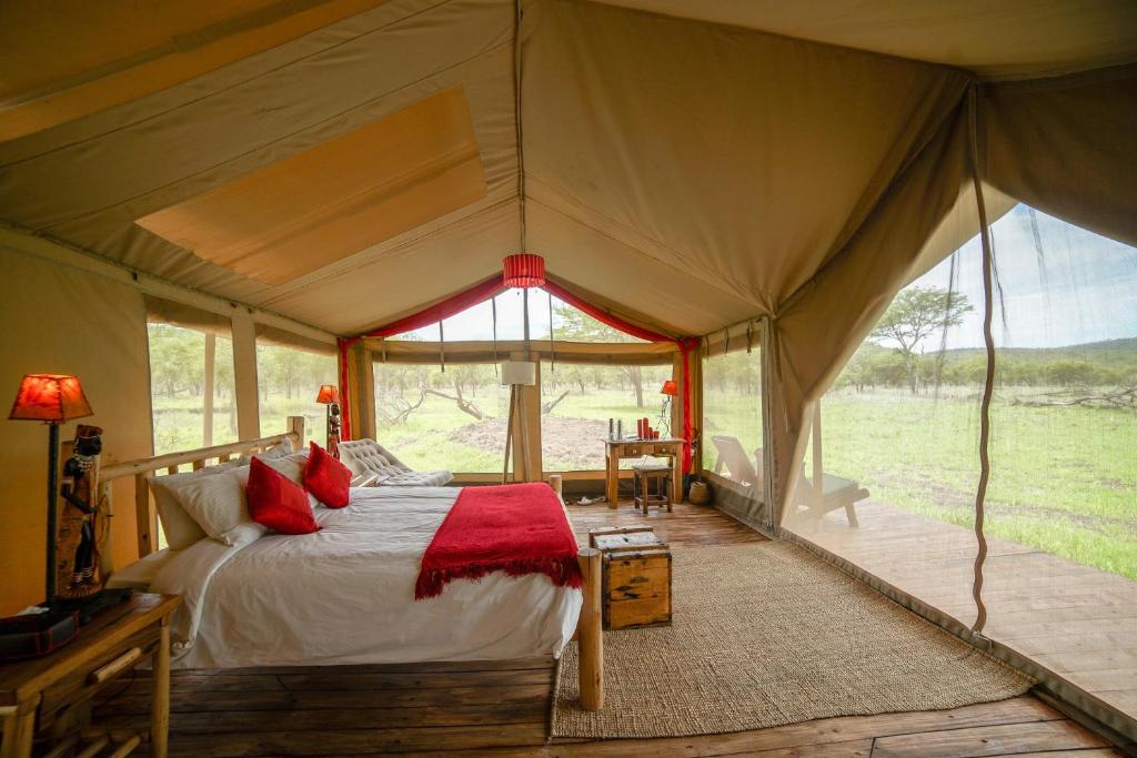 ACCOMMODATION INSIDE SERENGETI NATIONAL PARK