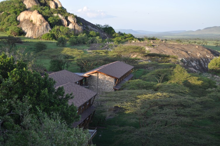 Lobo wildlife lodge