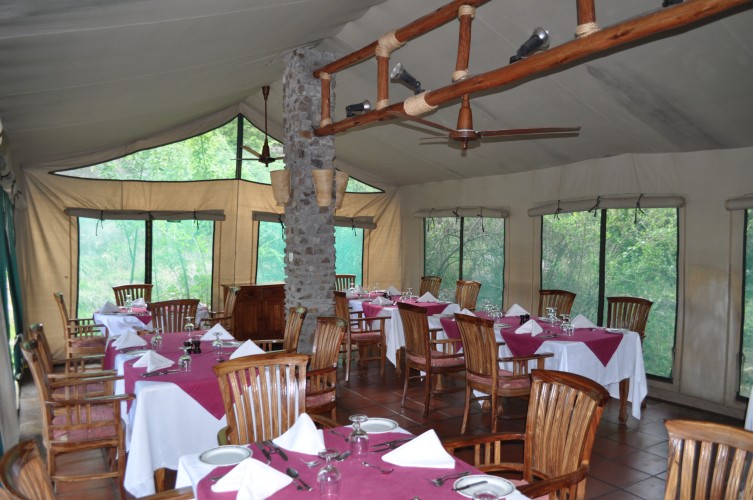 Mbuzi mawe serena camp