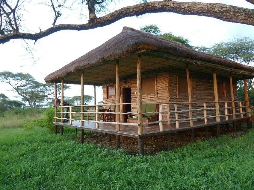 ACCOMMODATION OUTSIDE SERENGETI NATIONAL PARK