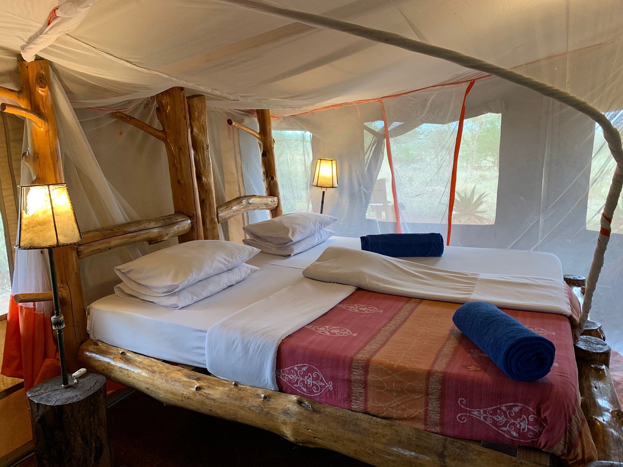 Ikoma tented camp