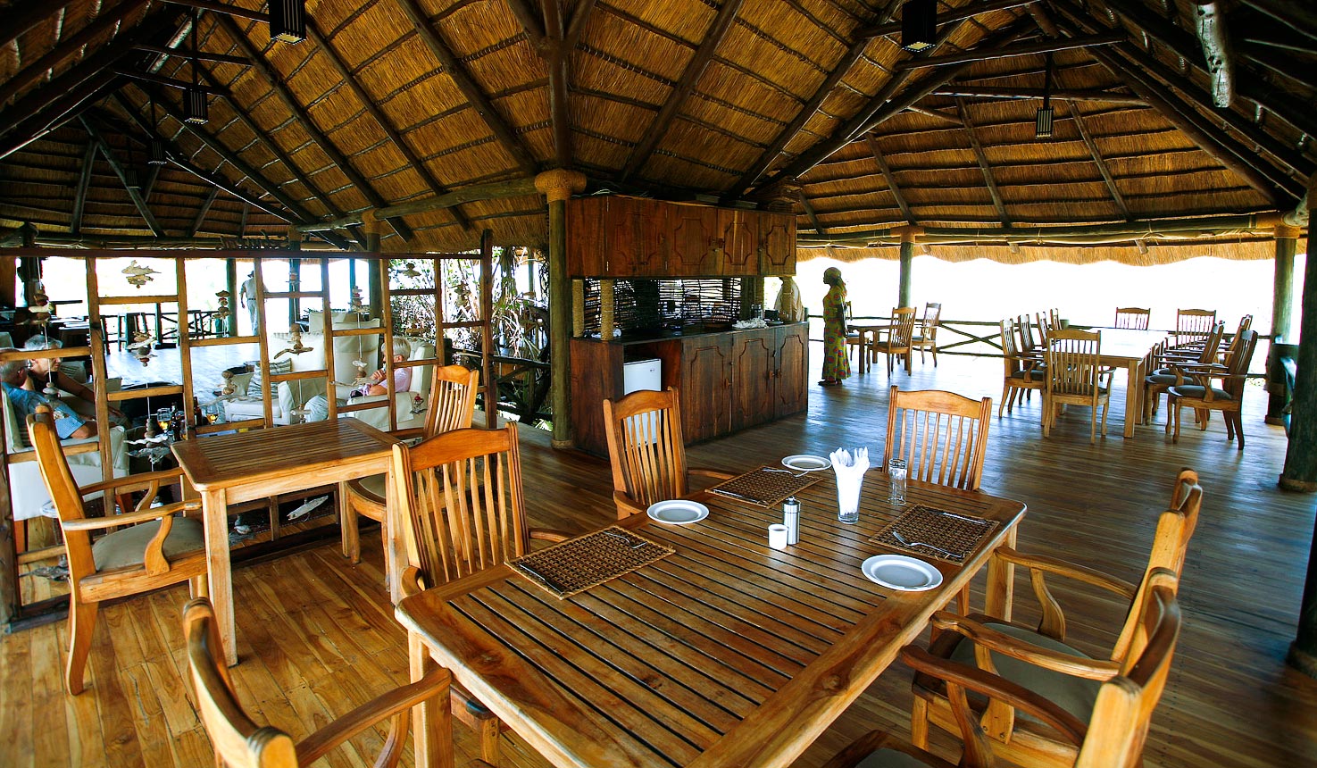 Saadani safari lodge