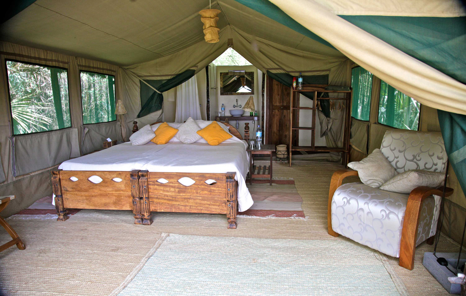 Kisima ngeda tented camp