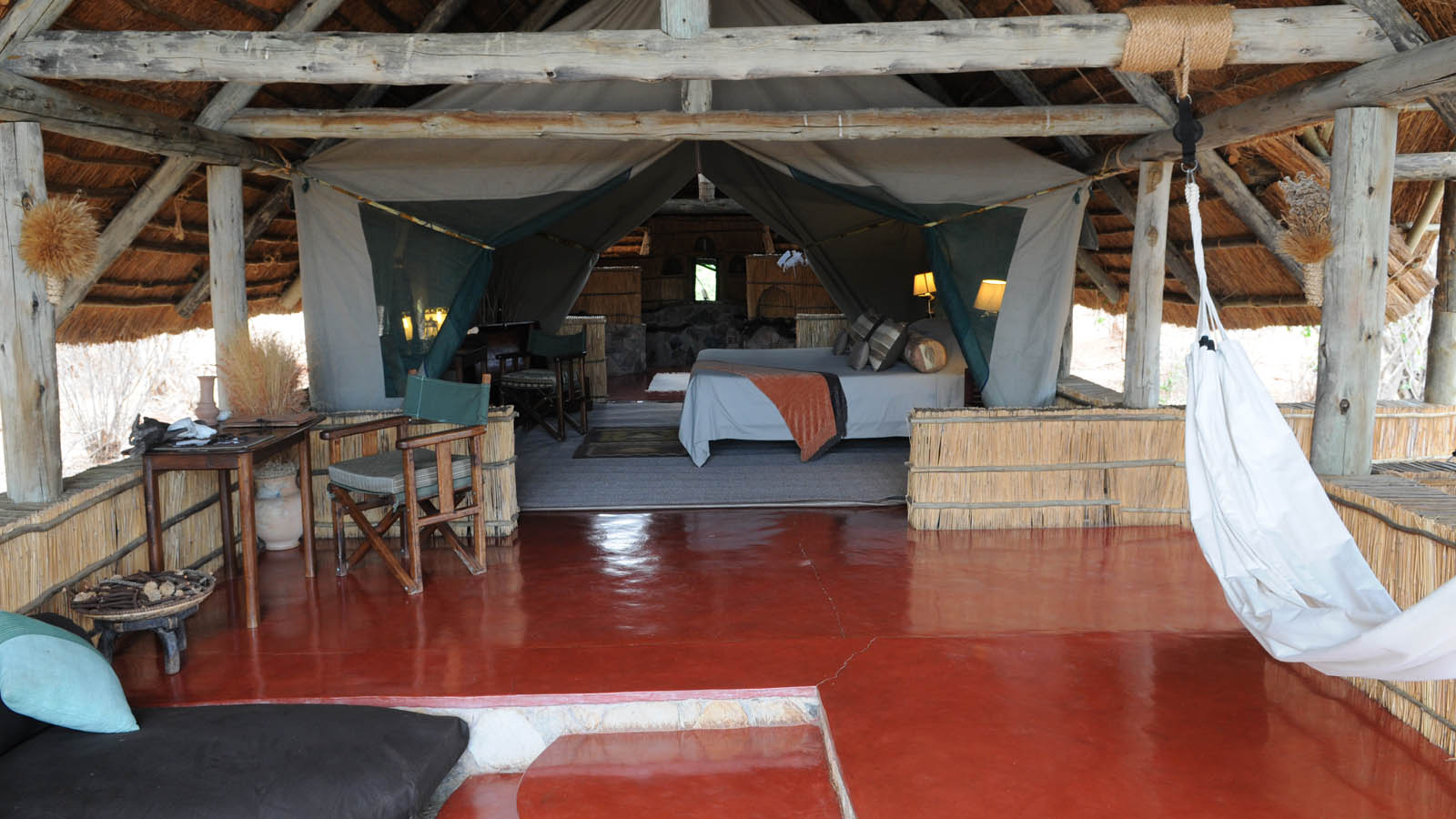 Mwagusi safari camp