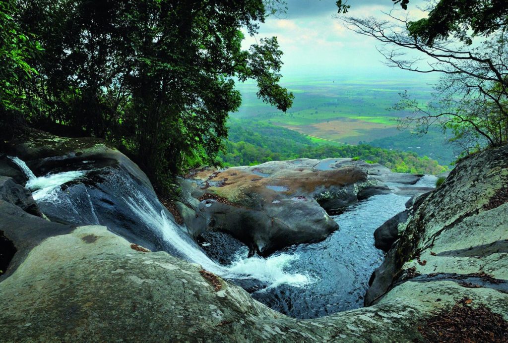 QUEEN ELIZABETH NATIONAL PARK