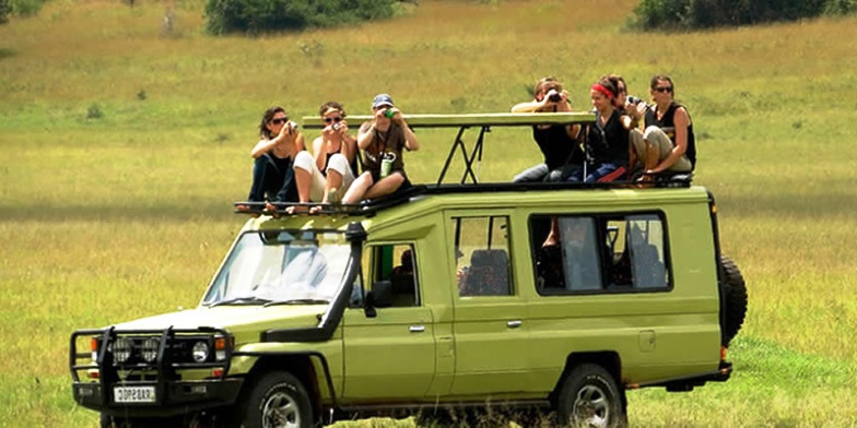 Uganda trek and tours