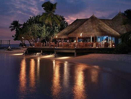 Gold zanzibar beach house