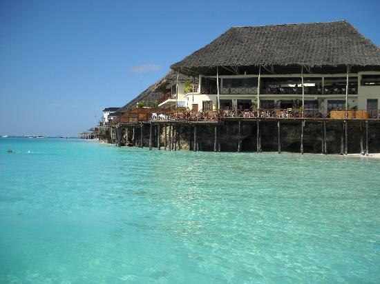 Langi langi beach bungalows